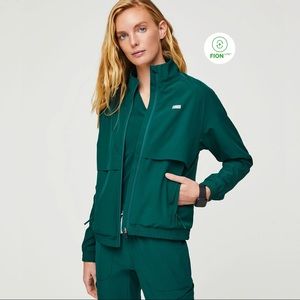 NWOT FIGS Sydney Scrub Jacket